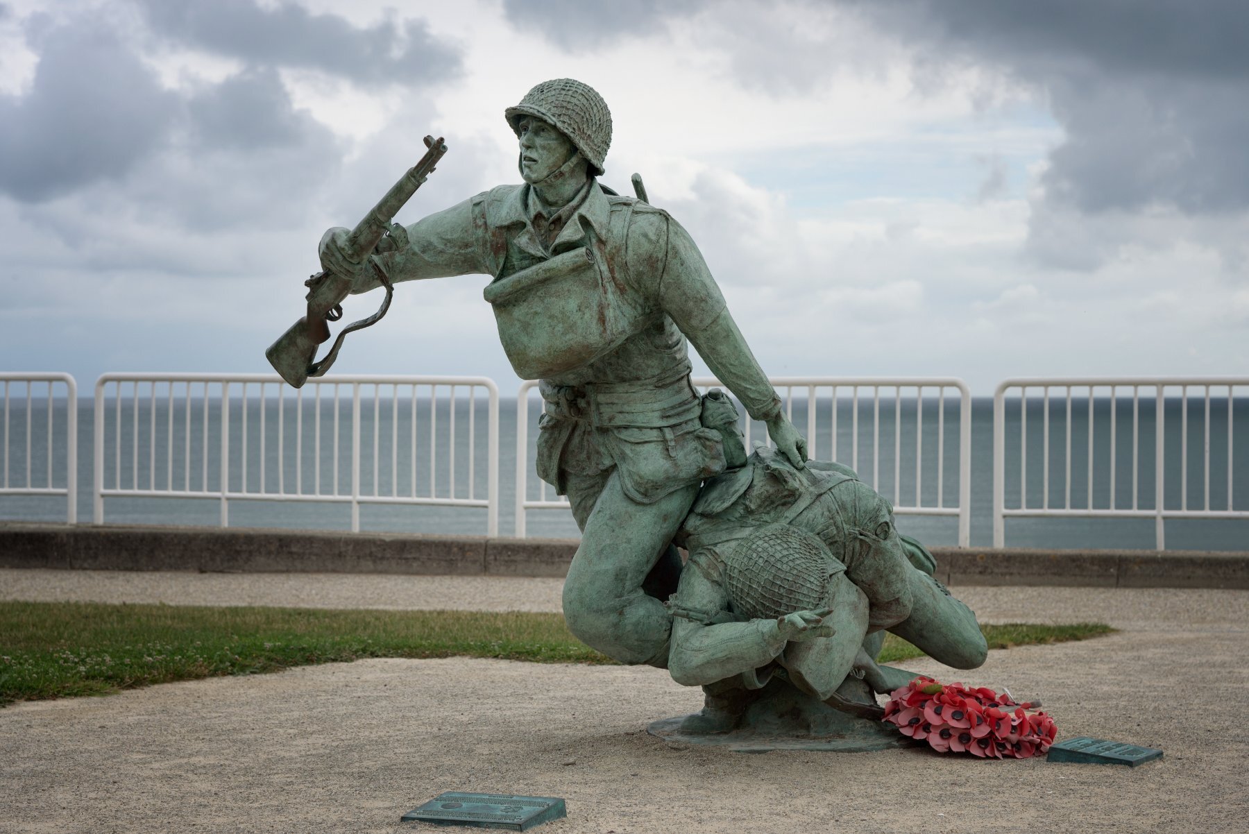omaha beach memorial soldat normandie
